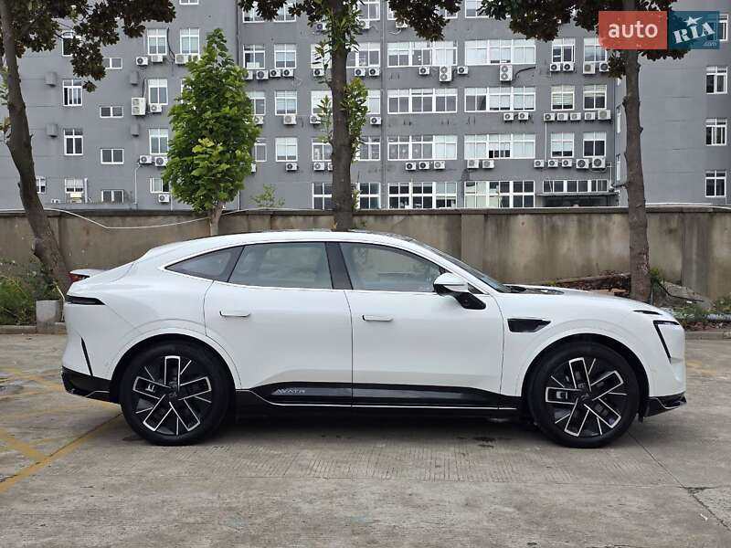 Позашляховик / Кросовер Avatr 11 2024 в Києві фото 15 Позашляховик / Кросовер Avatr 11 2024 в Києві