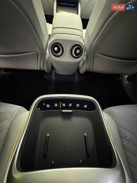 Позашляховик / Кросовер Avatr 11 2025 в Києві