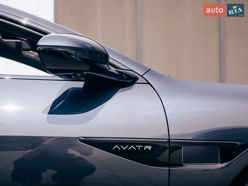 Лифтбек Avatr 12 2024 в Киеве