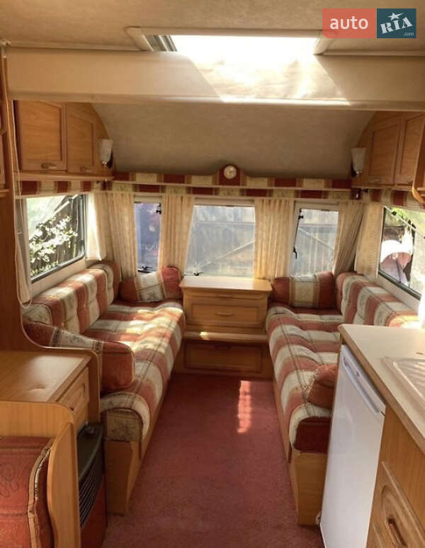 Причіп дача Avondale Leda Pennine 2001 в Ковелі