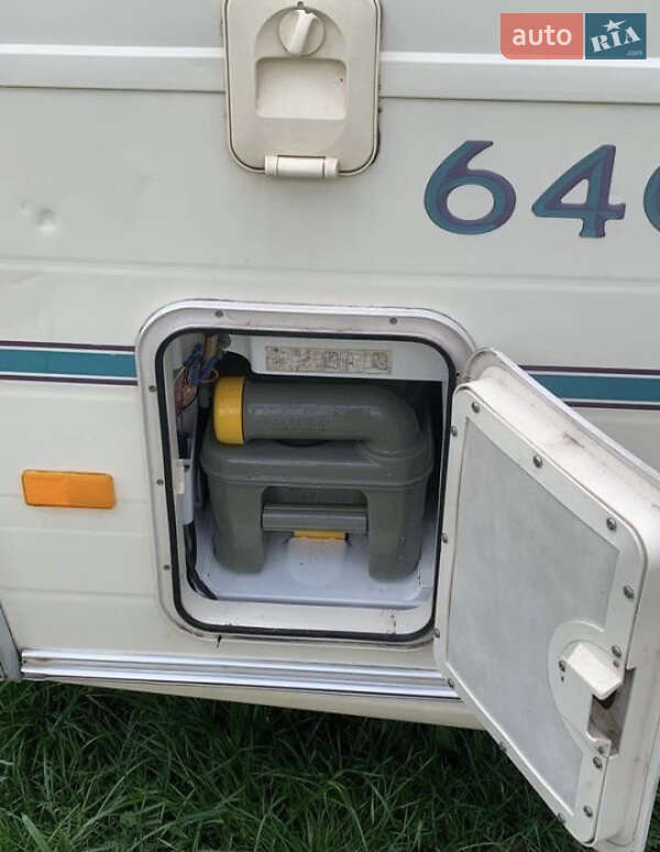 Причіп дача Avondale Leda Pennine 2001 в Ковелі