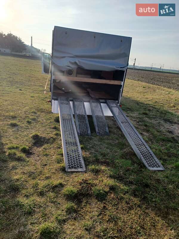 Тентованный борт (штора) - полуприцеп Автобан 4130 2015 в Нововолынске