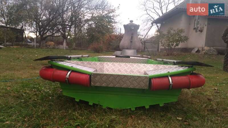 Лодка Автобот 3.5м 1994 в Кельменцах