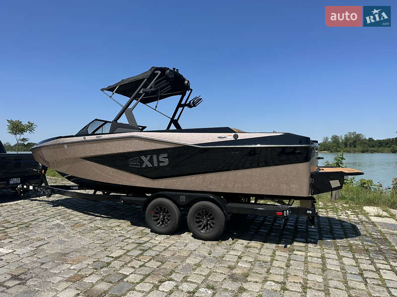 Катер Axis Wake A 2025 в 