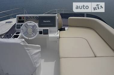 Моторная яхта Azimut Flybridge-Range 2013 в Киеве