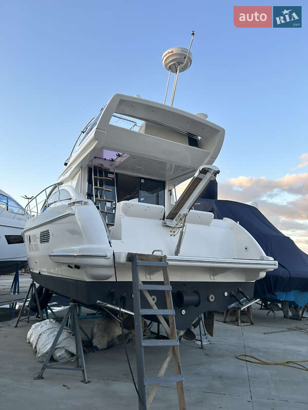 Моторна яхта Azimut Flybridge-Range 2011 в Києві фото 24 Моторна яхта Azimut Flybridge-Range 2011 в Києві