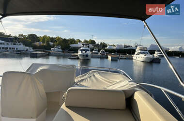 Моторна яхта Azimut Flybridge-Range 2011 в 