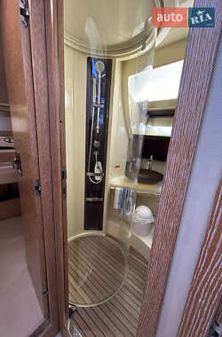 Моторна яхта Azimut Flybridge-Range 2011 в 