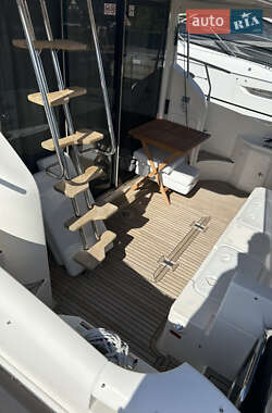 Моторна яхта Azimut Flybridge-Range 2011 в 