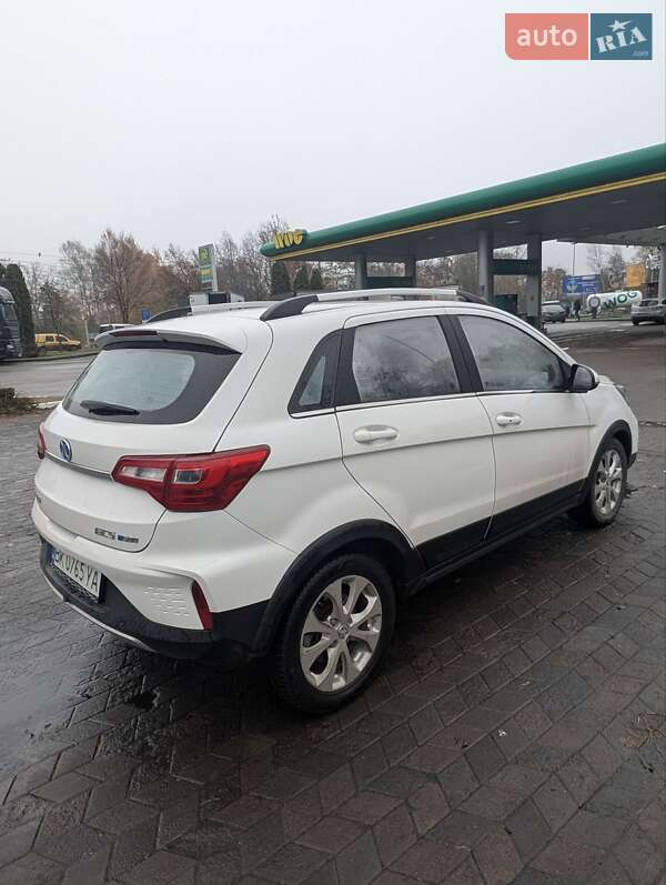 Внедорожник / Кроссовер BAIC EC5 2019 в Ровно фото 7 Внедорожник / Кроссовер BAIC EC5 2019 в Ровно