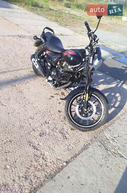 Мотоцикл Чоппер Bajaj Avenger 2021 в 