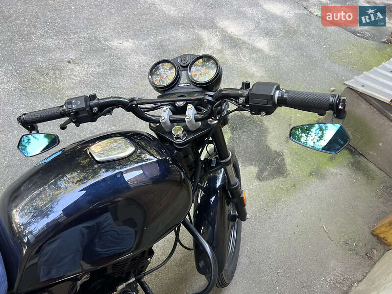 Кафе рейсер Bajaj Boxer X150 2020 в Києві