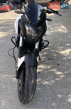 Мотоцикл Туризм Bajaj Dominar 400 2018 в 