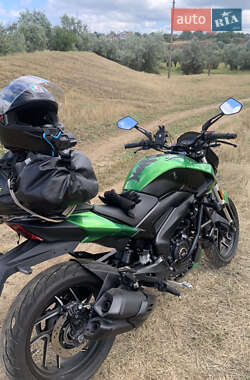 Мотоцикл Без обтекателей (Naked bike) Bajaj Dominar 400 2019 в 