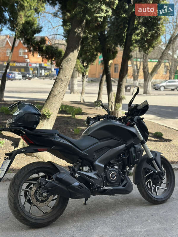 Мотоцикл Спорт-туризм Bajaj Dominar 400 2024 в Ромнах