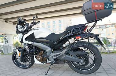 Мотоцикл Спорт-туризм Bajaj Dominar 400 2017 в 