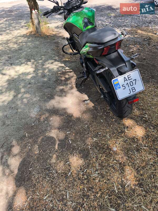 Мотоцикл Без обтекателей (Naked bike) Bajaj Dominar 400 2024 в Днепре