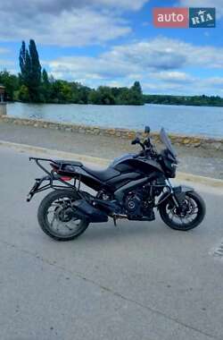 Мотоцикл Кастом Bajaj Dominar 400 2020 в 
