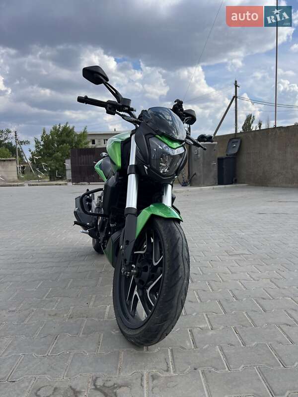 Мотоцикл Без обтекателей (Naked bike) Bajaj Dominar D400 2021 в Снигиревке