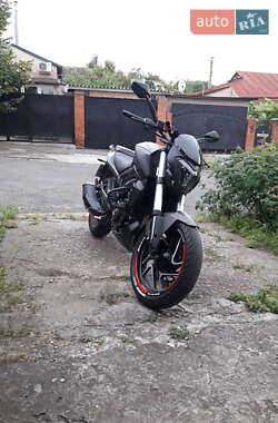 Мотоцикл Без обтекателей (Naked bike) Bajaj Dominar D400 2020 в 
