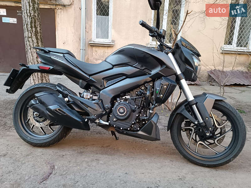 Bajaj Dominar D400 2020