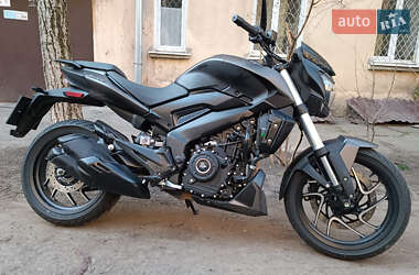 Мотоцикл Круизер Bajaj Dominar D400 2020 в 