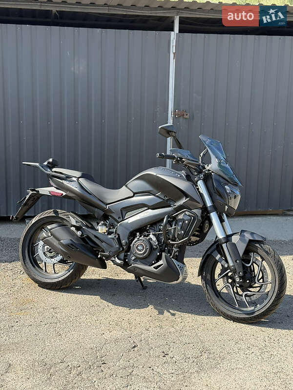 Мотоцикл Без обтекателей (Naked bike) Bajaj Dominar D400 2024 в Киеве