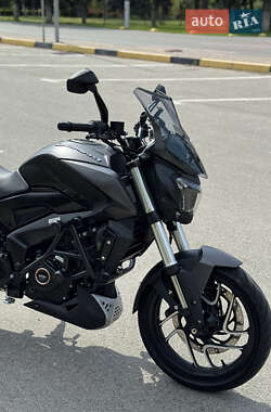 Мотоцикл Без обтекателей (Naked bike) Bajaj Dominar D400 2023 в 