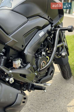 Мотоцикл Без обтекателей (Naked bike) Bajaj Dominar D400 2023 в 