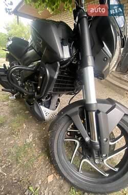 Мотоцикл Без обтекателей (Naked bike) Bajaj Dominar D400 2023 в 