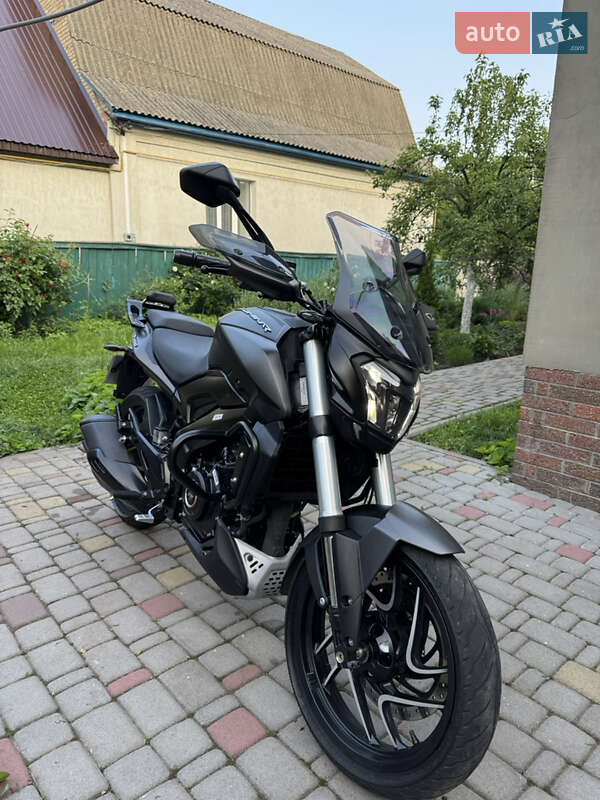 Bajaj Dominar D400 2024