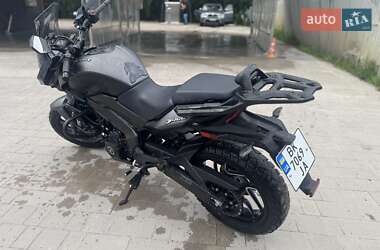 Кафе рейсер Bajaj Dominar D400 2024 в 