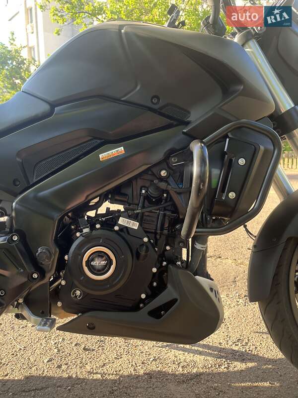 Мотоцикл Без обтекателей (Naked bike) Bajaj Dominar D400 2023 в Сумах
