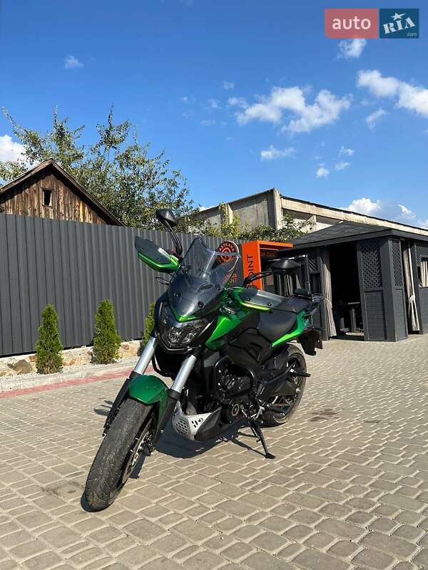 Bajaj Dominar D400 2023