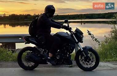 Мотоцикл Спорт-туризм Bajaj Dominar D400 2020 в Гостомеле