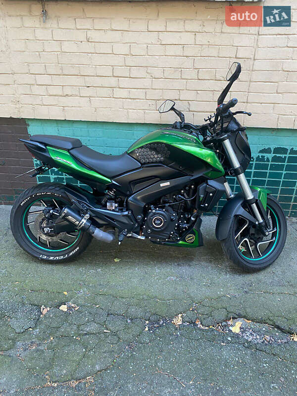 Мотоцикл Классик Bajaj Dominar D400 2021 в 