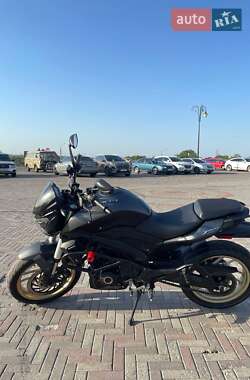 Мотоцикл Без обтекателей (Naked bike) Bajaj Dominar D400 2020 в 