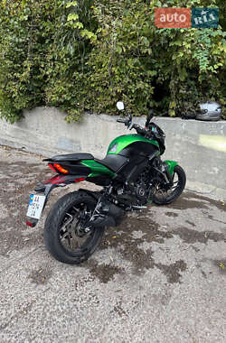 Мотоцикл Без обтекателей (Naked bike) Bajaj Dominar D400 2021 в  фото 3 Мотоцикл Без обтекателей (Naked bike) Bajaj Dominar D400 2021 в