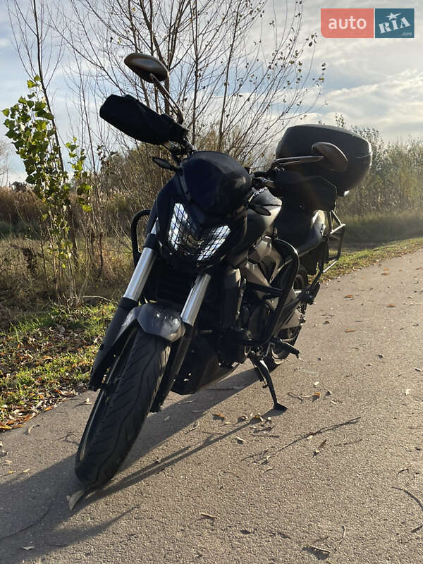 Bajaj Dominar D400 2019