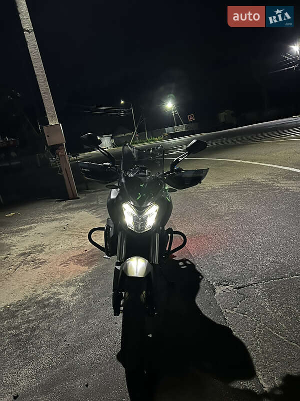 Мотоцикл Багатоцільовий (All-round) Bajaj Dominar D400 2024 в Білогородці