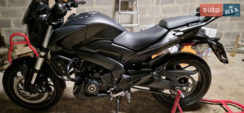 Мотоцикл Без обтекателей (Naked bike) Bajaj Dominar D400 2023 в Харькове