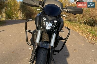 Мотоцикл Без обтекателей (Naked bike) Bajaj Dominar D400 2019 в Киеве