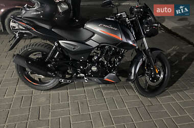 Спортбайк Bajaj Pulsar 180 2023 в 
