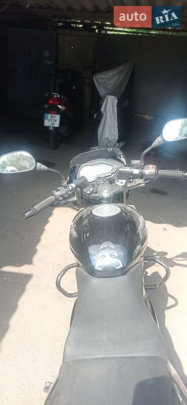 Мотоцикл Классік Bajaj Pulsar 180 2025 в 