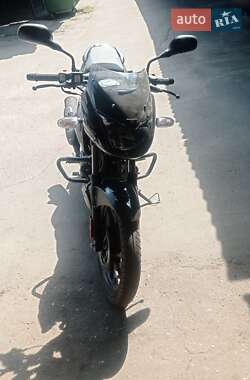 Мотоцикл Классік Bajaj Pulsar 180 2025 в 
