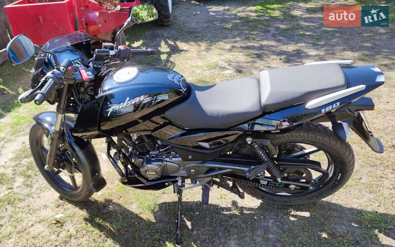 Мотоцикл Многоцелевой (All-round) Bajaj Pulsar 180 2020 в Золотоноше