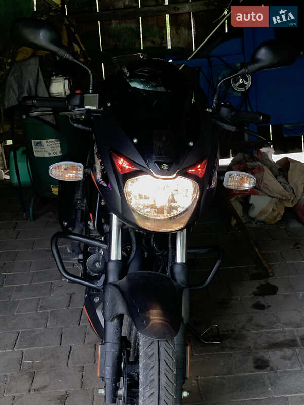 Мотоцикл Классік Bajaj Pulsar 180 2024 в Бродах фото 15 Мотоцикл Классік Bajaj Pulsar 180 2024 в Бродах