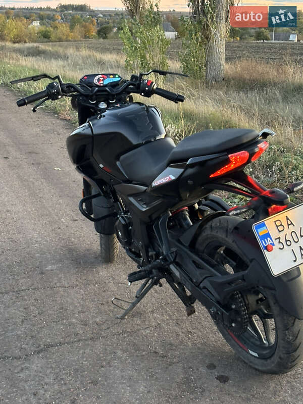 Спортбайк Bajaj Pulsar N250 2024 в Малой Виске фото 3 Спортбайк Bajaj Pulsar N250 2024 в Малой Виске