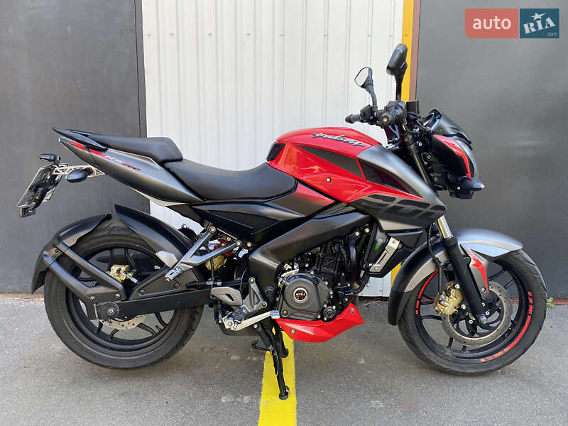 Вантажні моторолери, мотоцикли, скутери, мопеди Bajaj Pulsar NS200 2019 в Конотопі