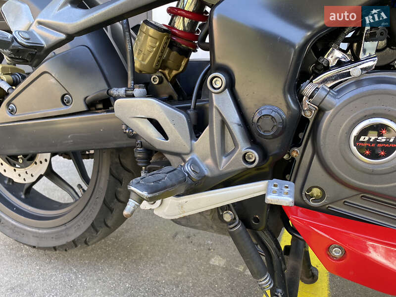 Вантажні моторолери, мотоцикли, скутери, мопеди Bajaj Pulsar NS200 2019 в Конотопі